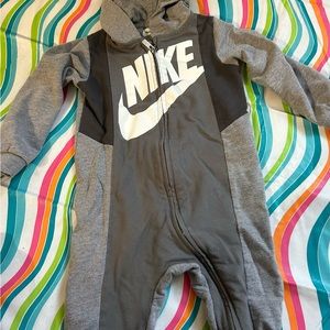 One piece Nike outfit